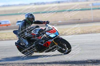 media/Feb-05-2023-Classic Track Day (Sun) [[c35aca4a42]]/Group 2/session 4 turn 4/